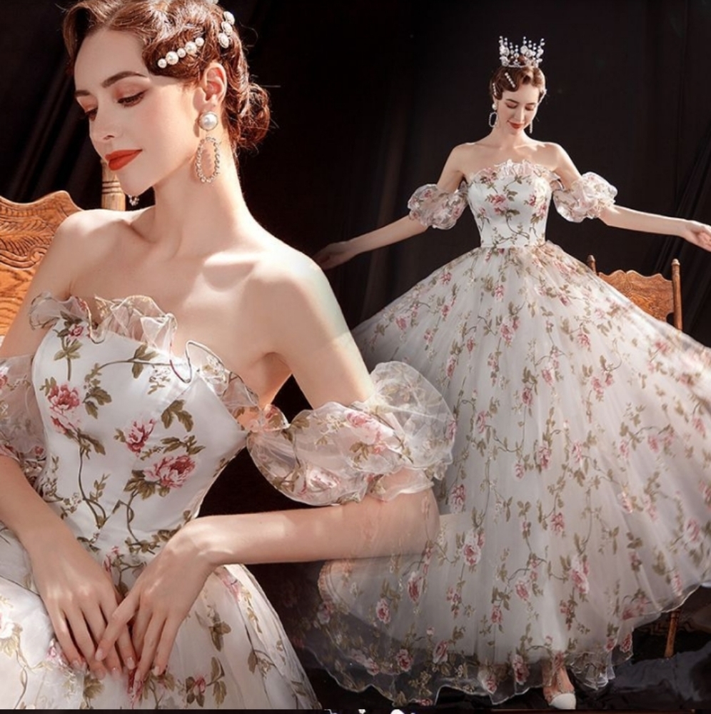 Yesstyle XS Floral White Dress